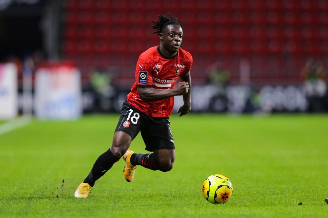 Liverpool nhắm Doku thay thế Mane.