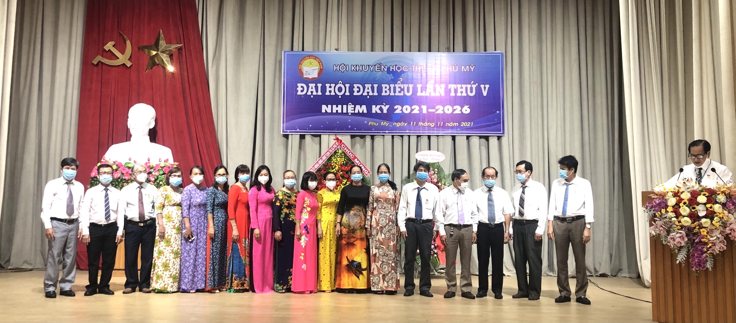 Ban Chấp hành Hội Khuyến học TX. Phú Mỹ nhiệm kỳ 2021-2026 ra mắt tại Đại hội.