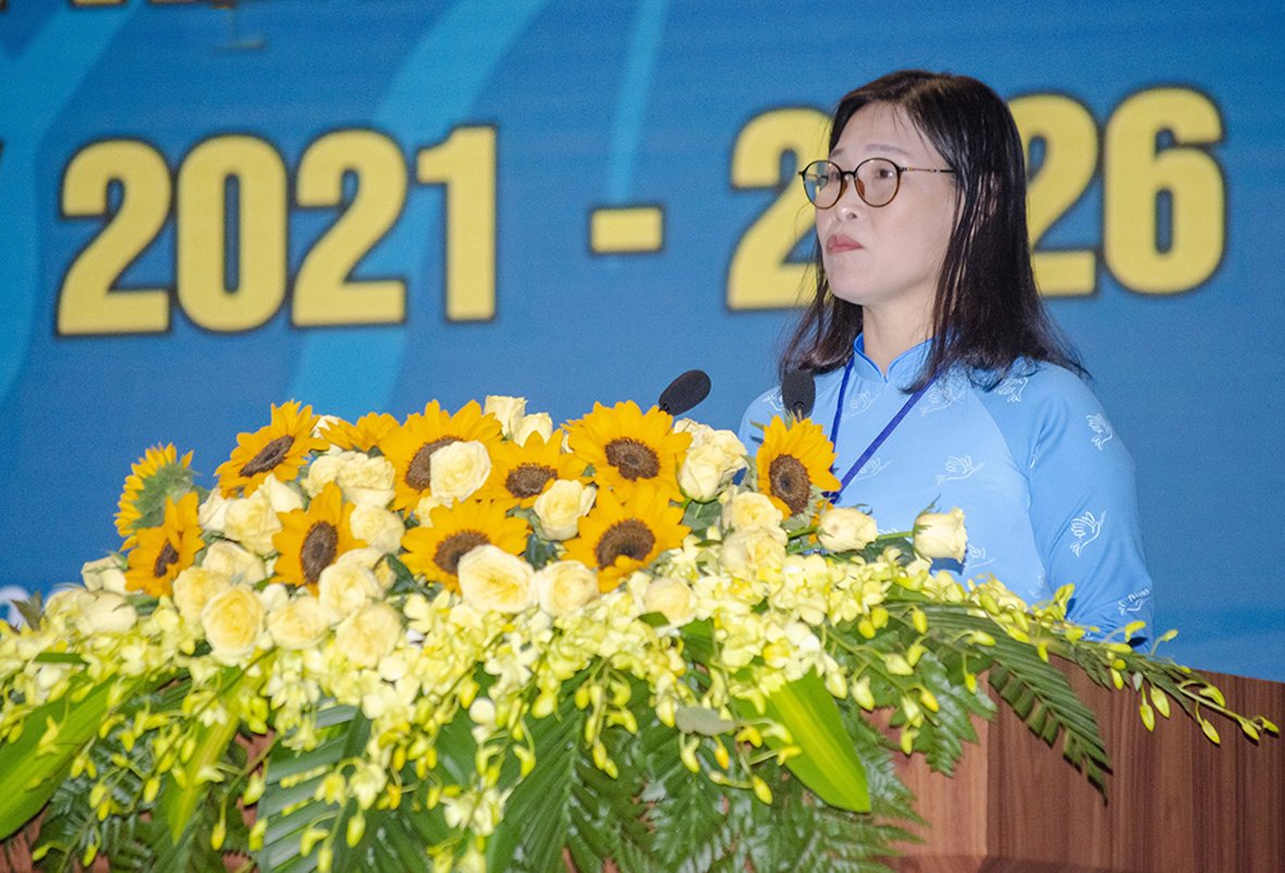 Bà Lê Thị Kim Thu tái đắc cử chức Chủ tịch Hội LHPN tỉnh khóa VII.