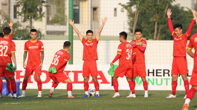Hùng Dũng tự tin cùng đồng đội sẽ thi đấu tốt trước đội tuyển Trung Quốc ngày mùng 1 Tết Nguyên đán.