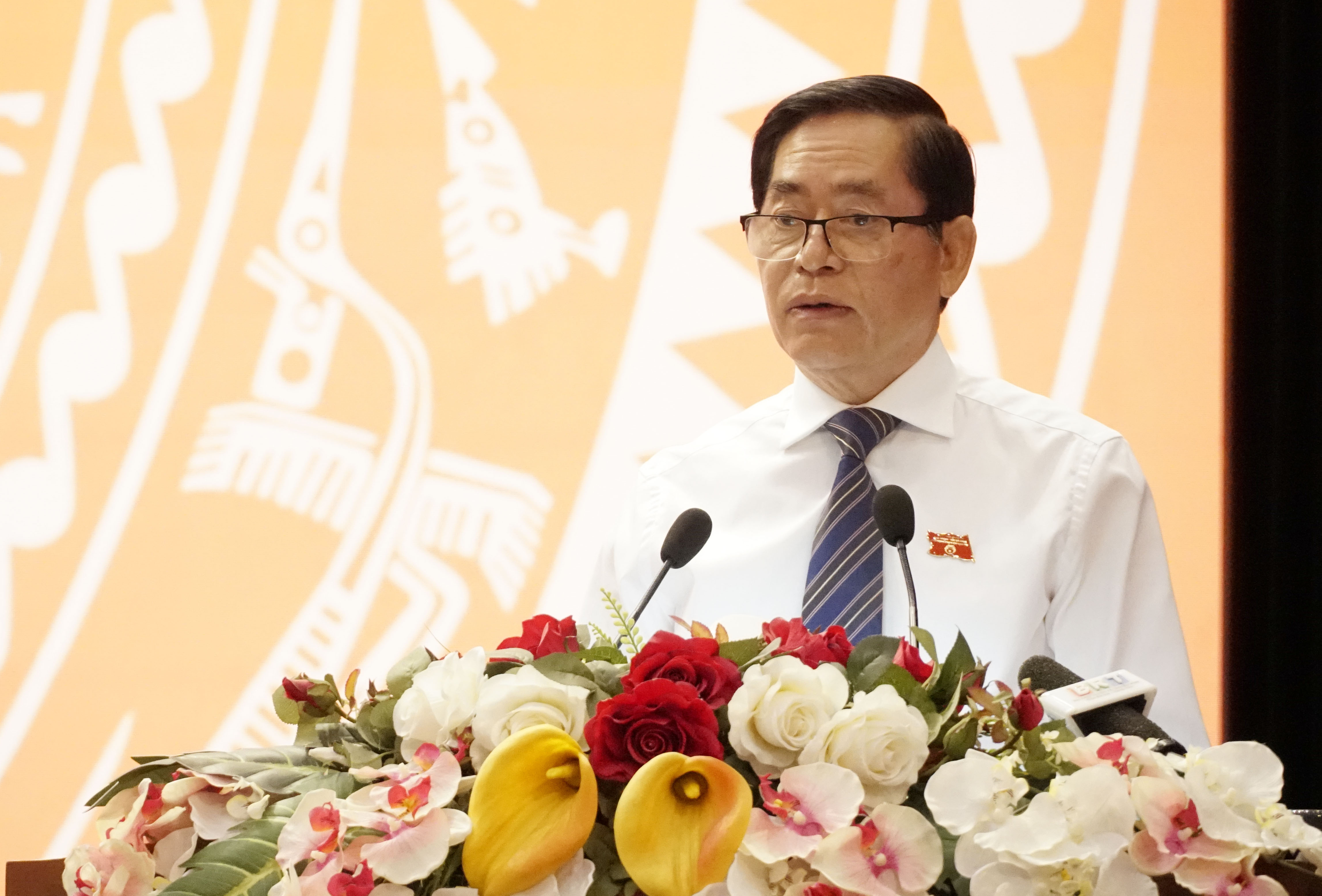 Bí thư Tỉnh ủy, Chủ tịch HĐND tỉnh Phạm Viết Thanh phát biểu khai mạc Kỳ họp.
