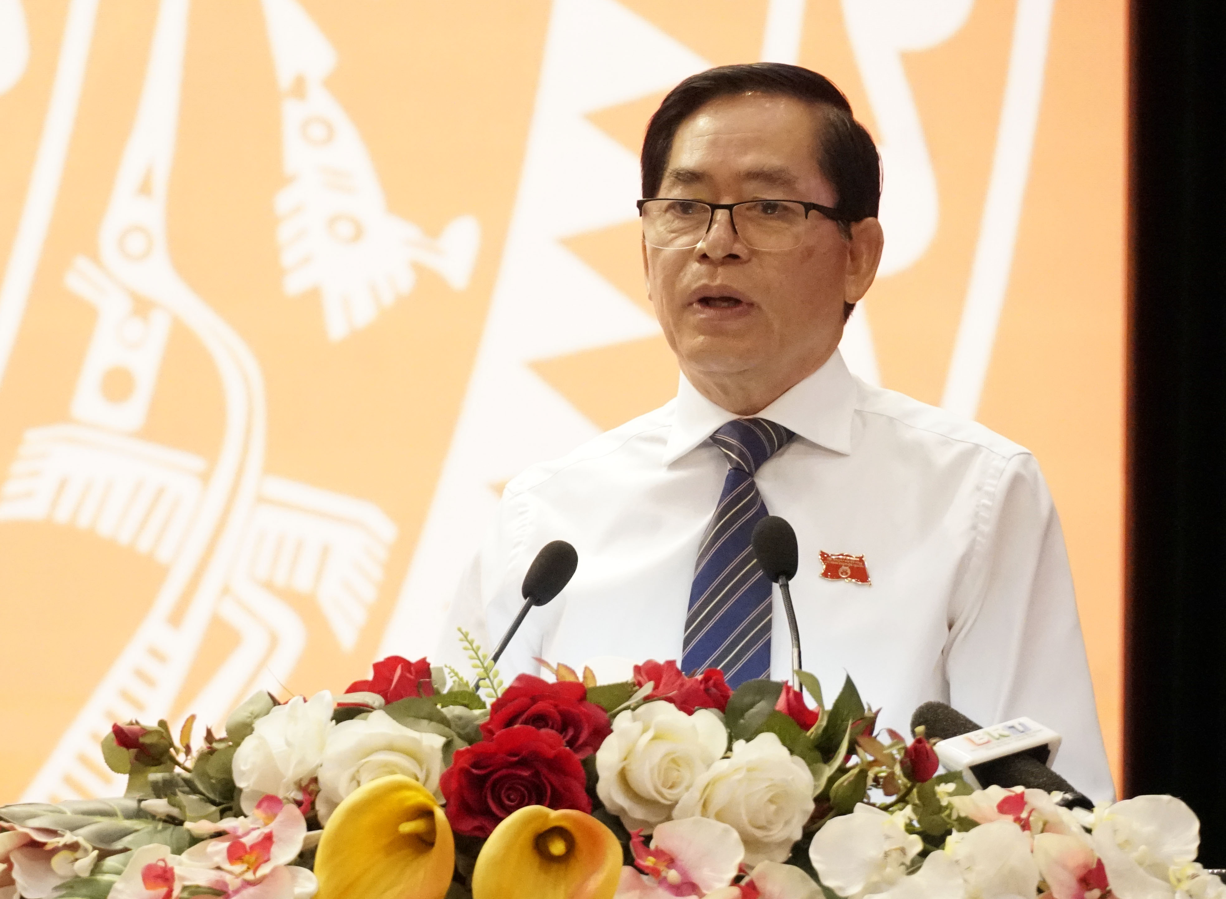 Bí thư Tỉnh ủy, Chủ tịch HĐND tỉnh Phạm Viết Thanh phát biểu bế mạc Kỳ họp.