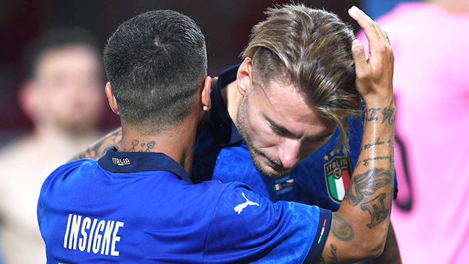 Immobile và Insigne chơi kém, nhưng Italia không còn tiền đạo đẳng cấp nào nữa.