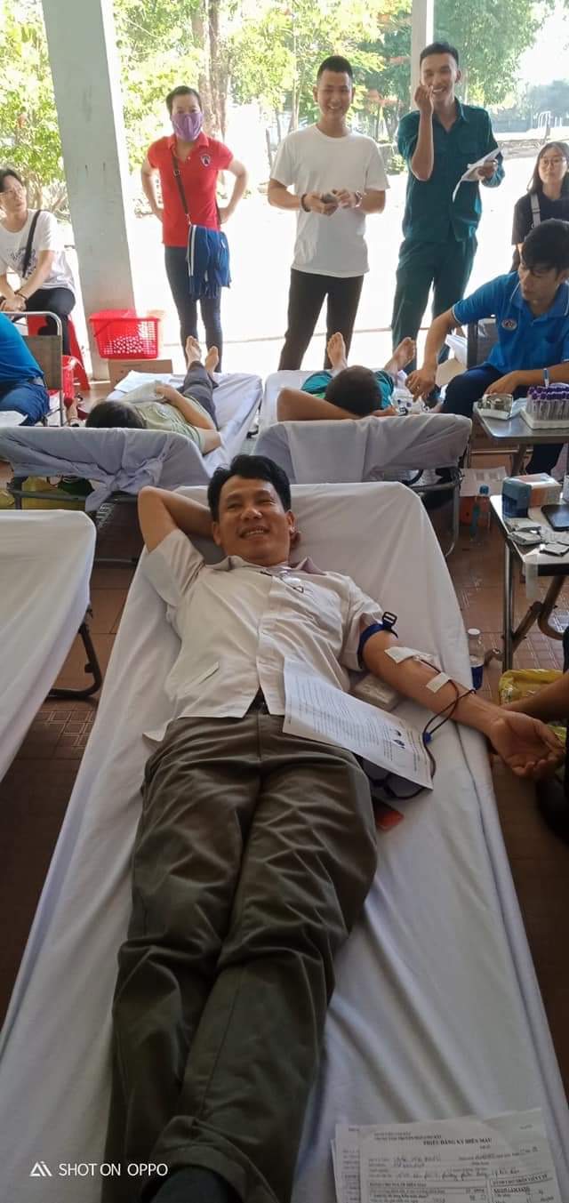 Anh Nguyễn Hồng Phong (phường Phước Nguyên, TP. Bà Rịa) trong một lần tham gia hiến máu tình nguyện.
