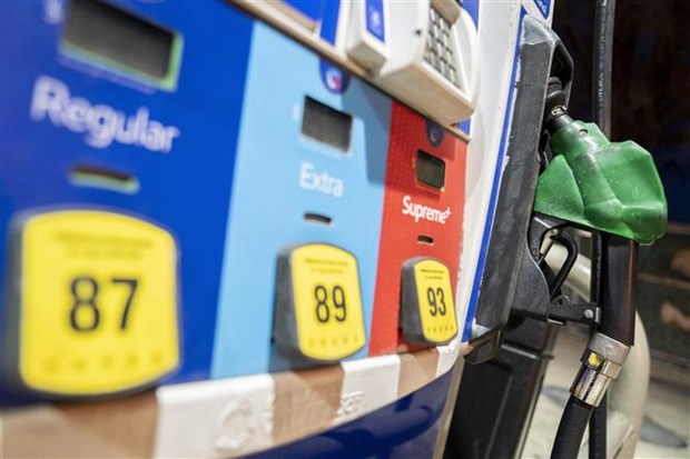 Hạ viện Mỹ thông qua dự luật nhằm chống tăng giá xăng dầu