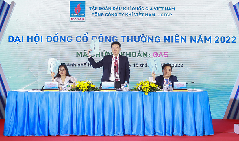 PV GAS là DN duy trì mức chia cổ tức cao trong nhiều năm qua. Trong ảnh: Thông qua các văn kiện của Đại hội với tỷ lệ cao.