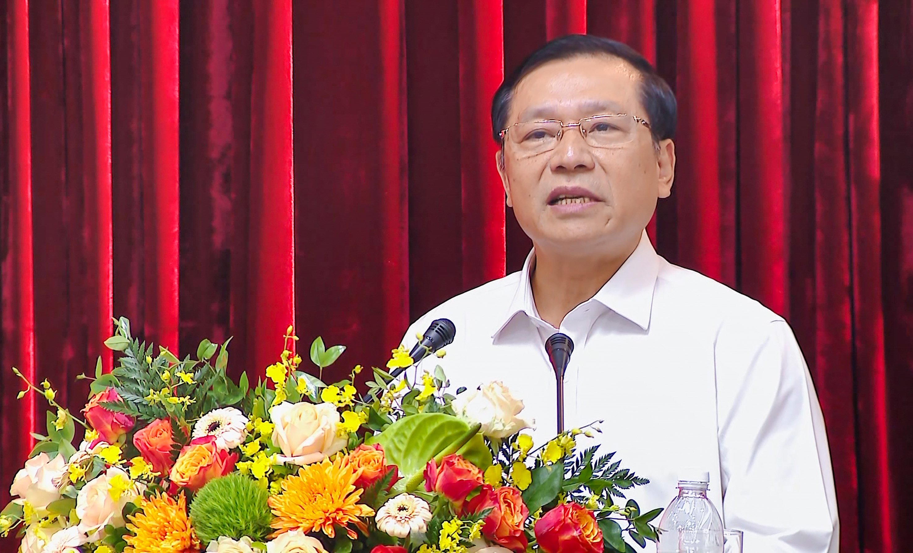 Ủy viên Trung ương Đảng, Phó Trưởng Ban Thường trực Ban Tuyên giáo Trung ương Lại Xuân Môn thông báo nhanh kết quả Hội nghị lần thứ 5, Ban Chấp hành Trung ương Đảng khóa XIII.