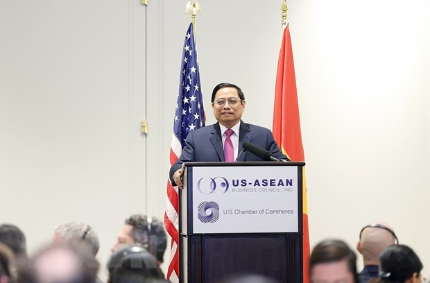 Thủ tướng Phạm Minh Chính phát biểu trước các nhà đầu tư và DN Hoa Kỳ. Ảnh: DƯƠNG GIANG