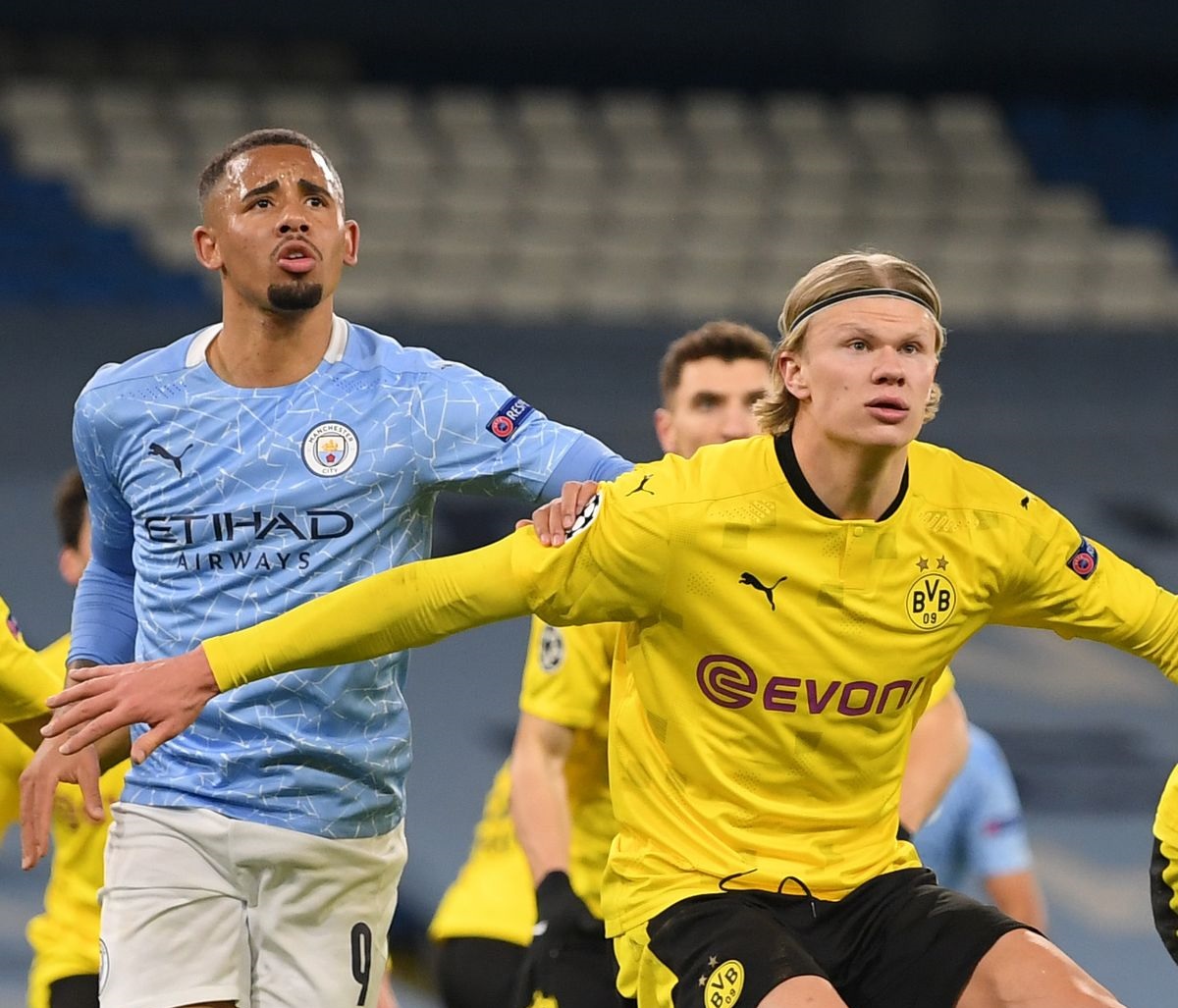 Sự xuất hiện của Erling Haaland sẽ khiến Gabriel Jesus rời Manchester City.