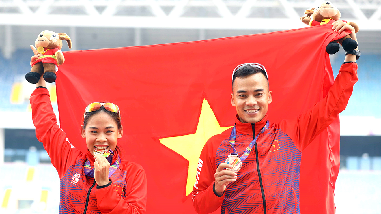 Với 3 chức vô địch trong ngày thi đấu cuối cùng 19/5, điền kinh Việt Nam đoạt tổng cộng 22 HCV, dẫn đầu SEA Games 31.