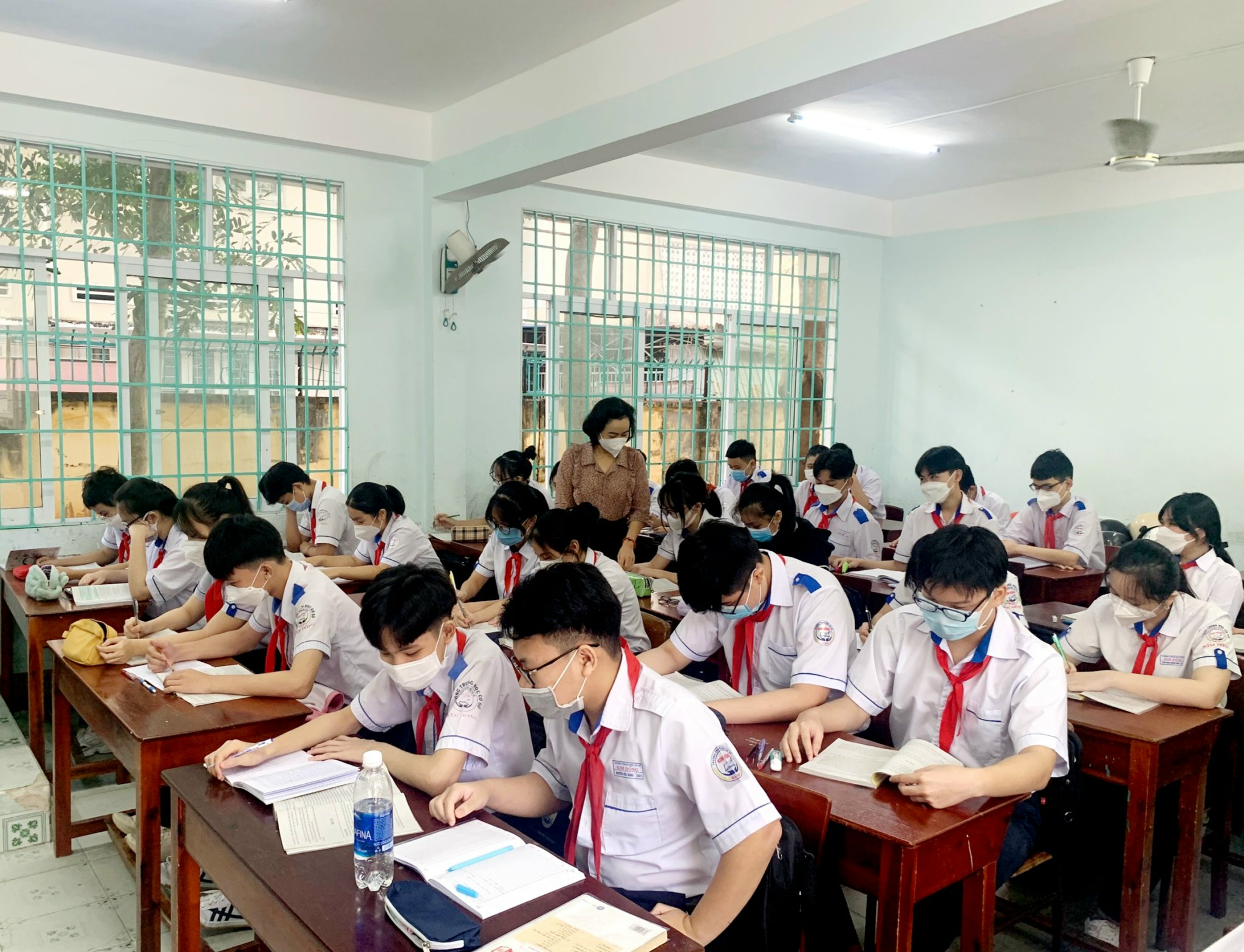 Ngành giáo dục hoàn thành tốt nhiệm vụ năm học 2021-2022. Trong ảnh: Tiết Ngữ văn của cô và trò Trường THCS Kim Đồng, TP. Bà Rịa. 