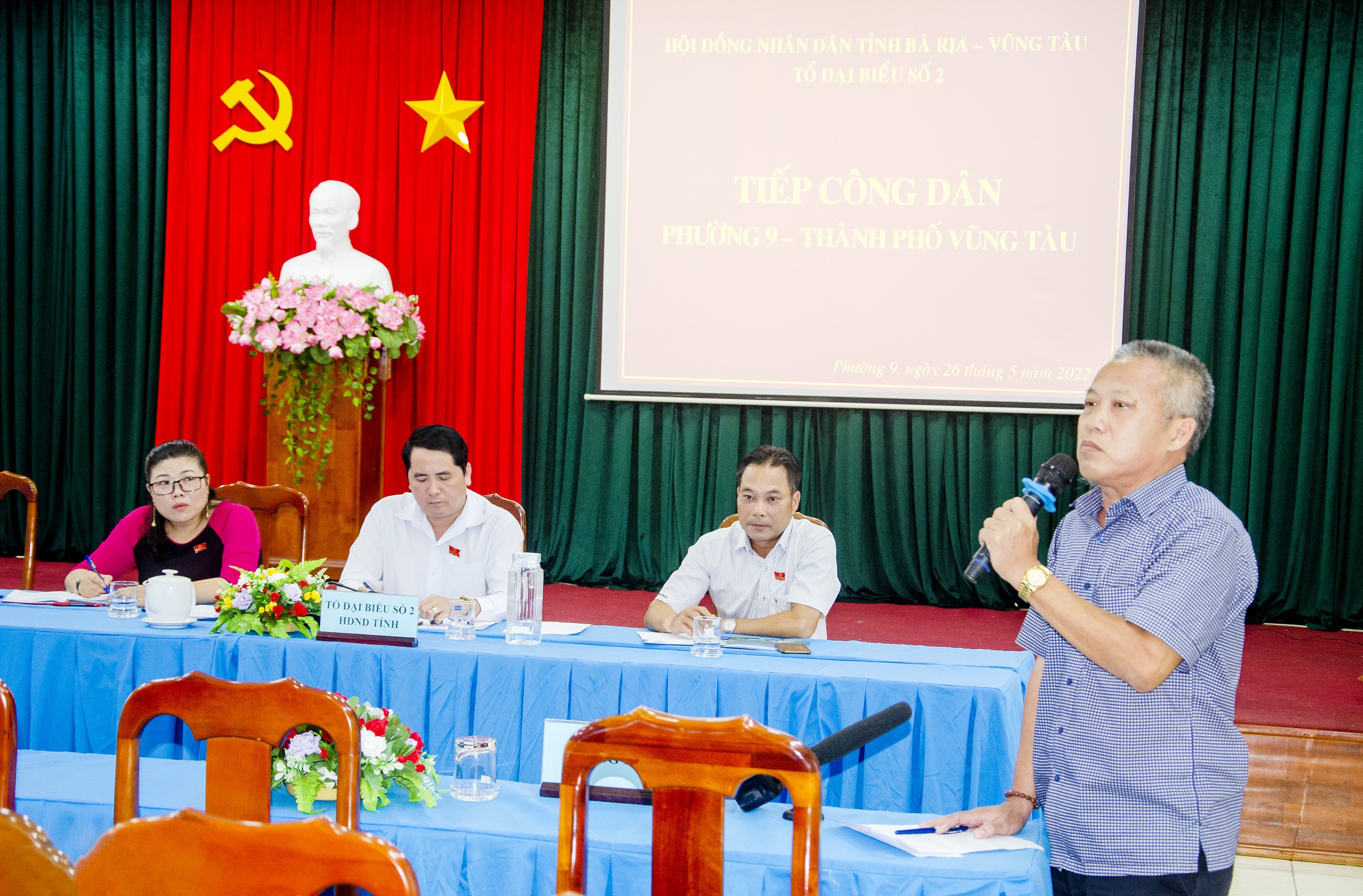 Ông Mai Văn Sang, ở khu phố 3, phường 9 đề nghị tăng cường đồng bộ hệ thống camera an ninh, bảo vệ môi trường, cây xanh.