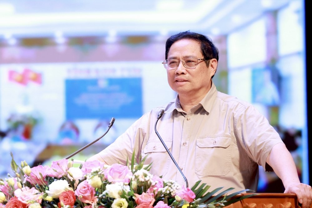 Thủ tướng Chính phủ Phạm Minh Chính đối thoại với công nhân lao động