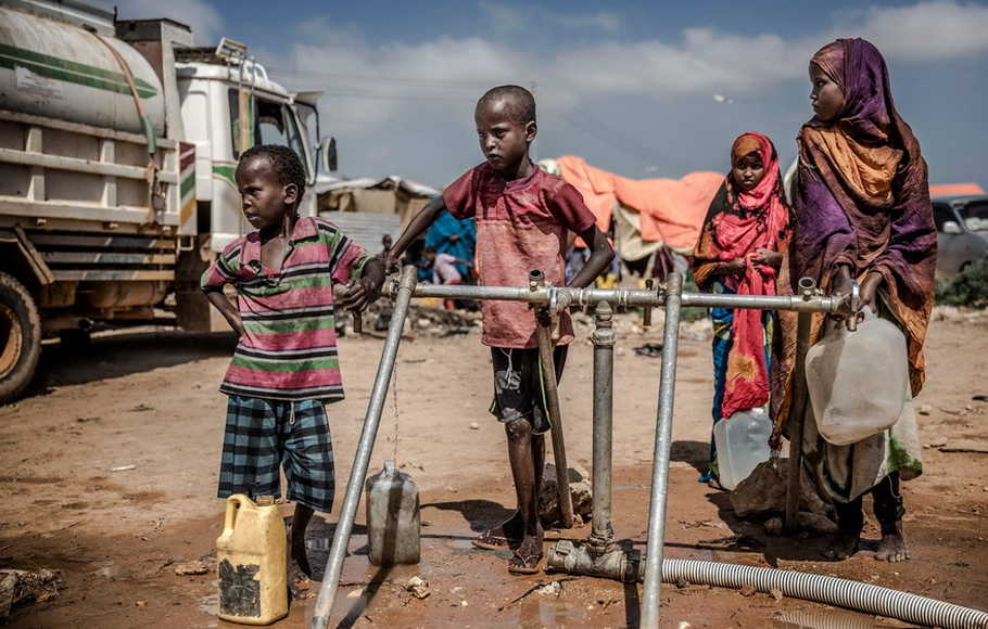 Trẻ em ở Beledweyne, Somalia.