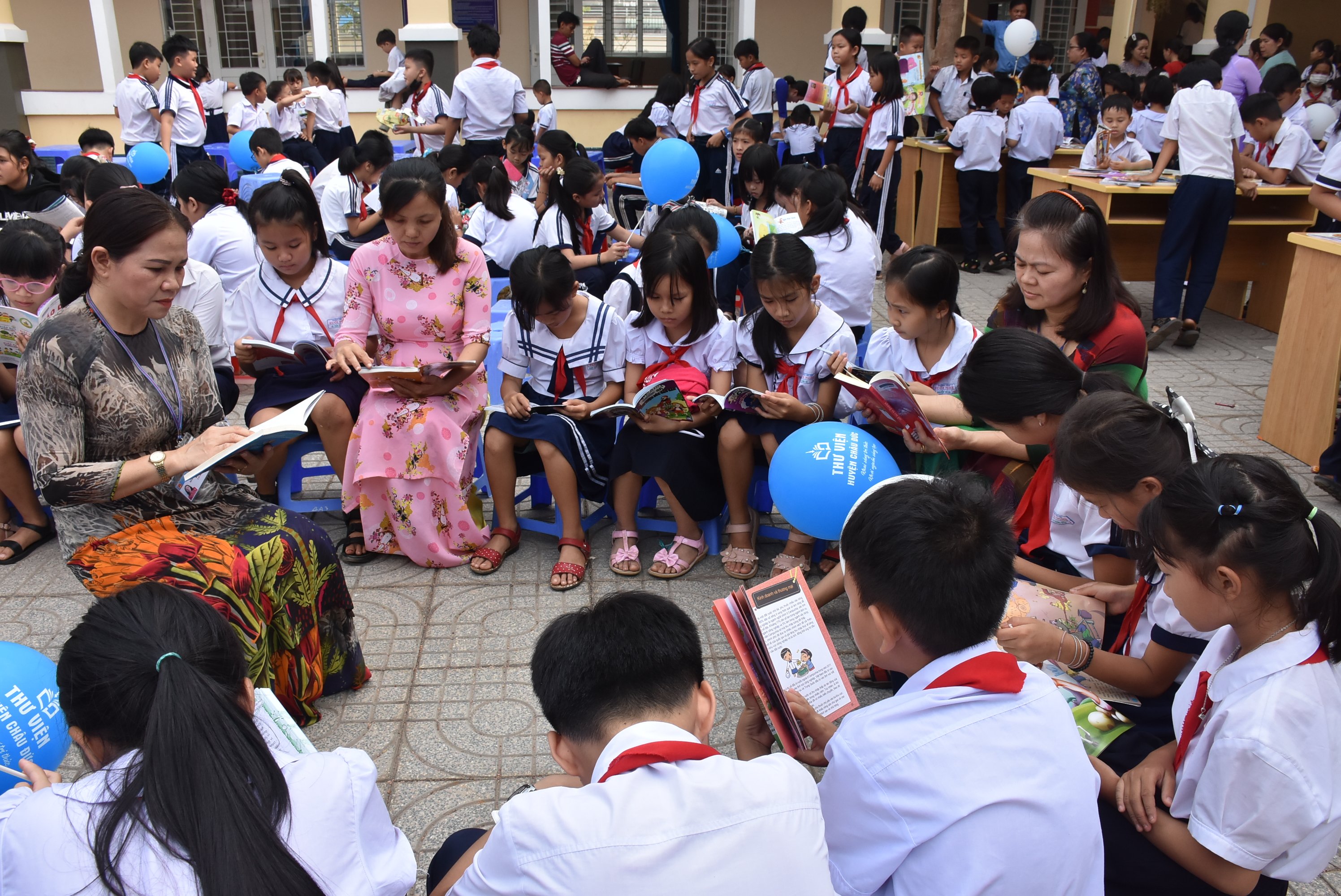 Thư viện huyện Châu Đức triển khai nhiều buổi hoạt động ngoại khóa về sách tại các trường học.