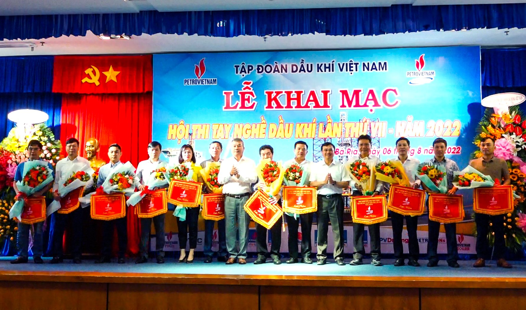 Thamd ự hội thi năm nay có 223 thí sinh đến từ 13 đơn vị thuộc Tập đoàn Dầu khí Việt Nam
