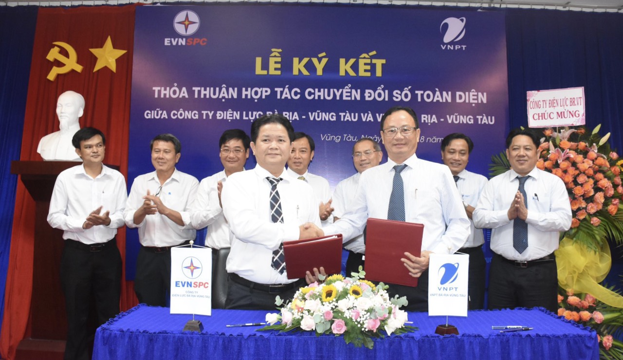 Công ty Điện lực BR-VT và VNPT BR-VT ký kết hợp tác CĐS toàn diện.