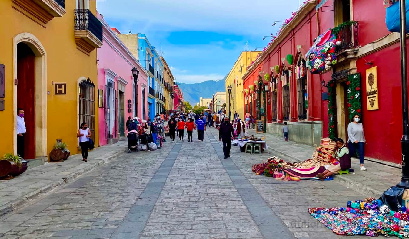 Thành phố và khu tự quản Oaxaca de Juárez, Mexico hấp dẫn khách quốc tế hậu dịch.