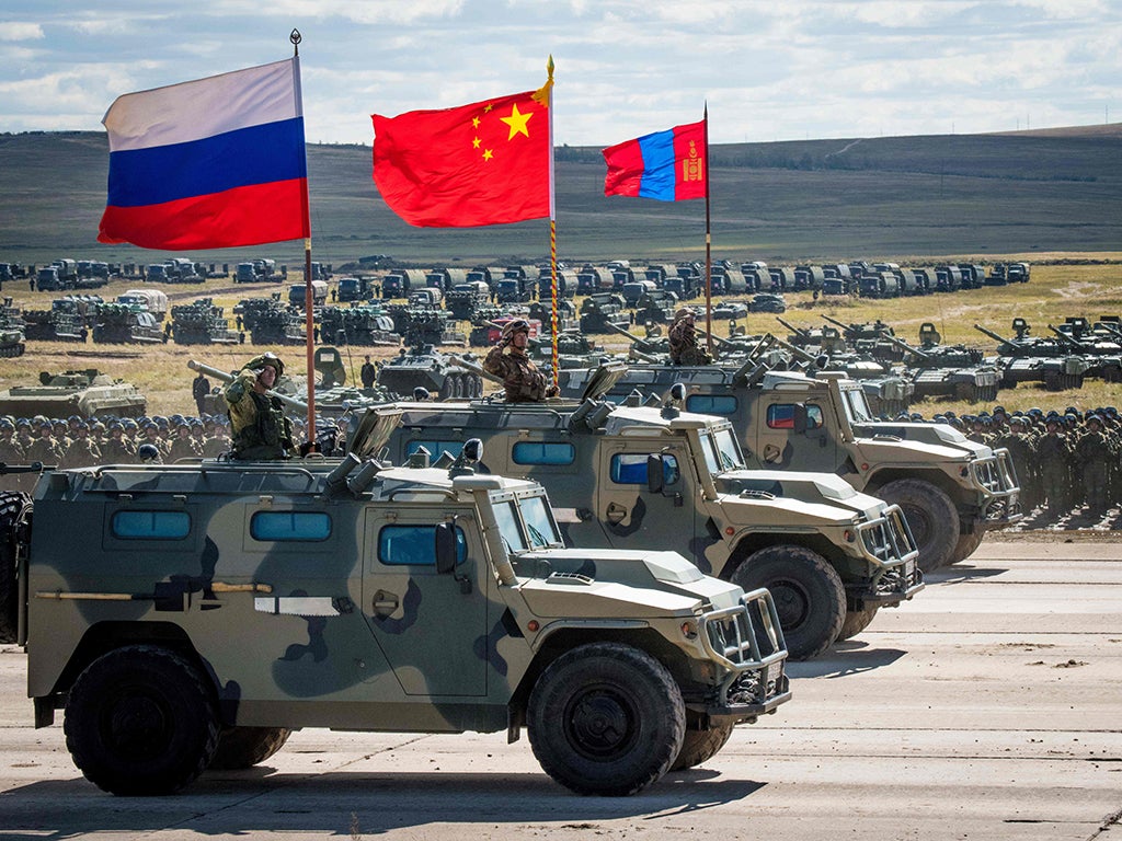 Nga và Trung Quốc nhất trí tăng cường hợp tác quốc phòng