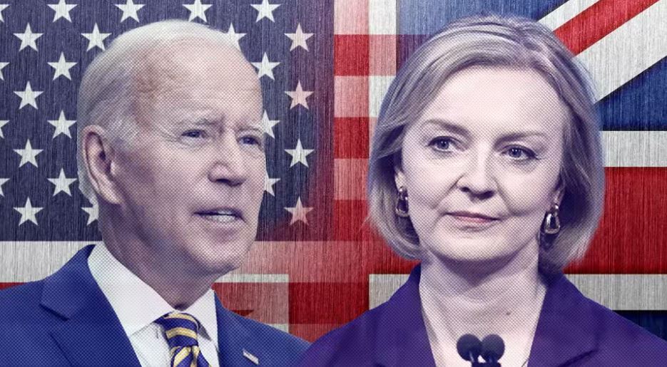 Thủ tướng Anh Liz Truss (phải) và Tổng thống Mỹ Joe Biden.