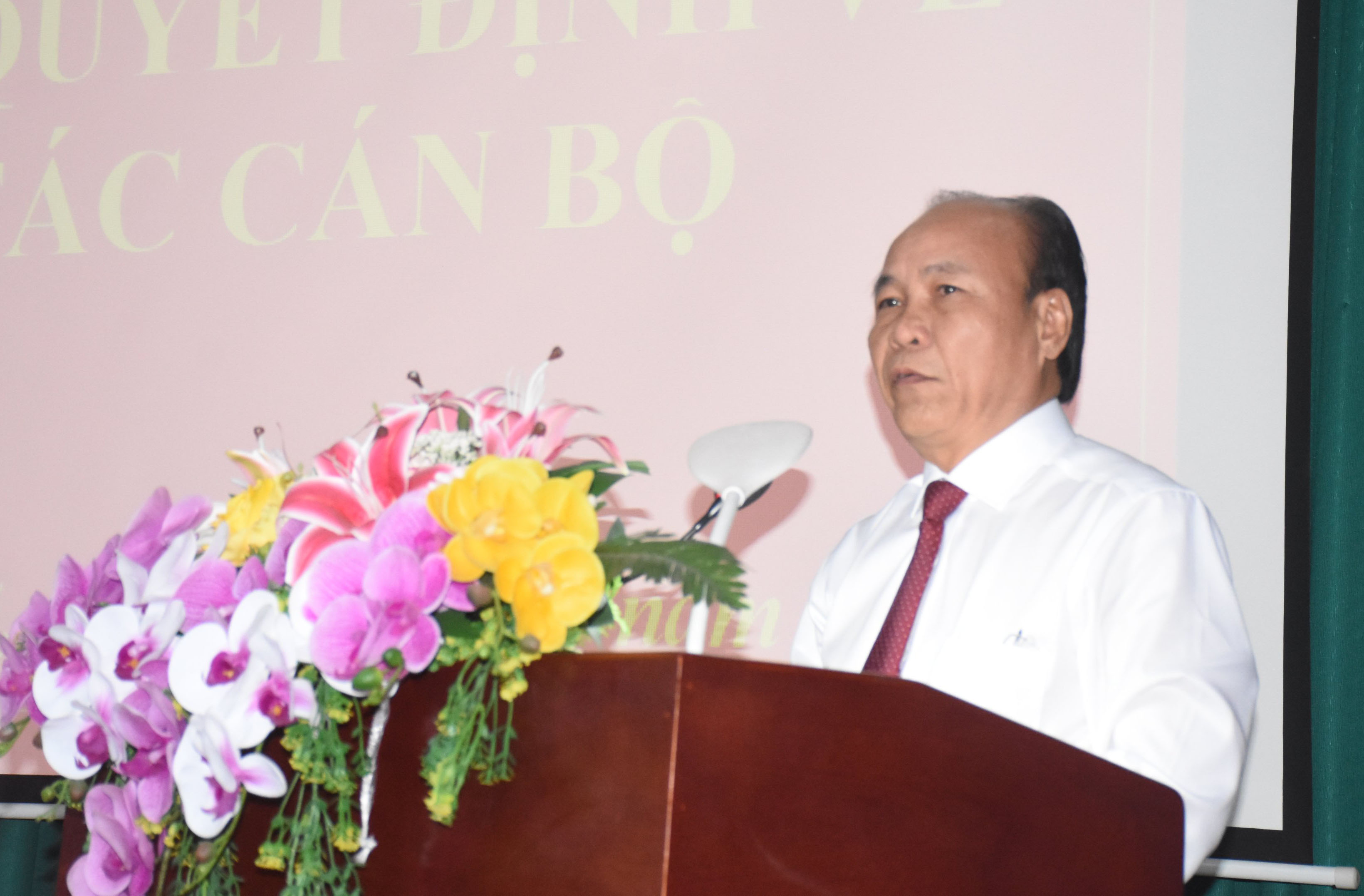 Ông Nguyễn Văn Việt phát biểu nhận nhiệm vụ