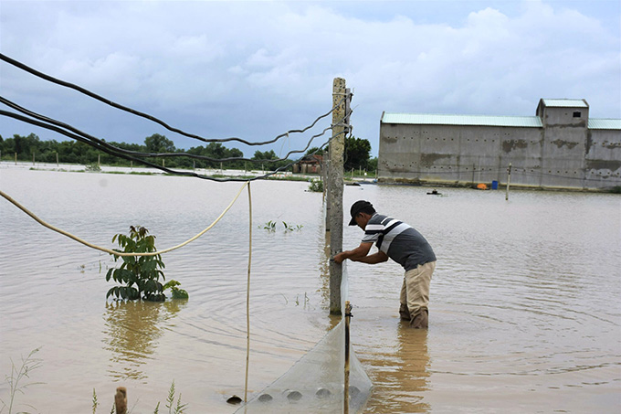 Khu vực nuôi tôm tại ấp Ông Tô, xã Phước Thuận (huyện Xuyên Mộc) bị ngập, gây thiệt hại lớn.