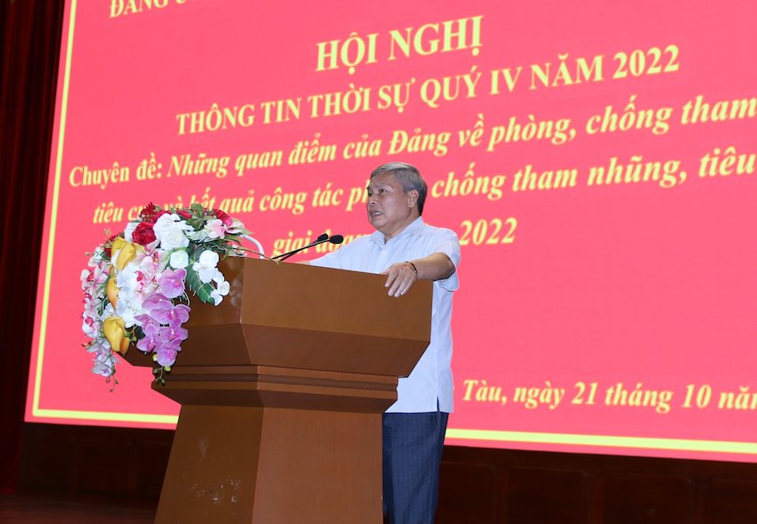 Ông Cao Văn Học, Kiểm tra viên cao cấp, Phó Vụ trưởng Vụ địa bàn 7, Cơ quan Ủy ban Kiểm tra Trung ương thông tin về những quan điểm của Đảng về phòng, chống tham nhũng, tiêu cực và kết quả công tác phòng, chống tham nhũng, tiêu cực, giai đoạn 2020-2022