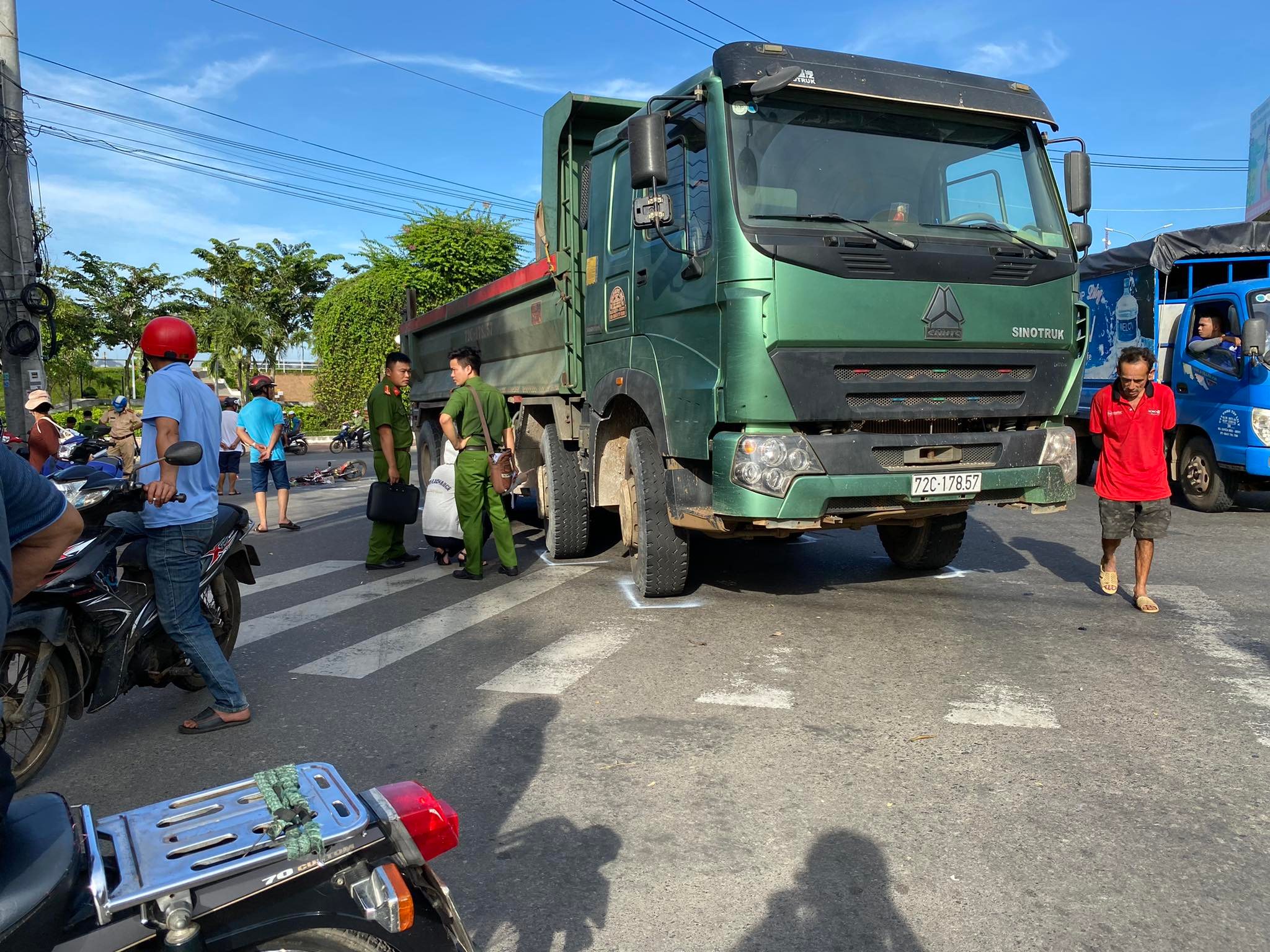 Vụ tai nạn xảy ra tại vòng xoay Bà Tô (TT. Phước Bửu, huyện Xuyên Mộc)