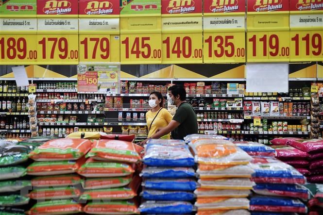 Giá gạo Thái Lan tăng cao, gạo Việt Nam giảm thấp nhất trong 6 tuần