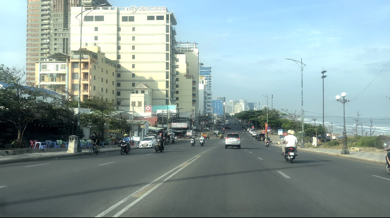 Đường Thùy Vân (TP.Vũng Tàu) giao thông thông thoáng trong ngày đầu nghỉ lễ Tết dương lịch 2023.