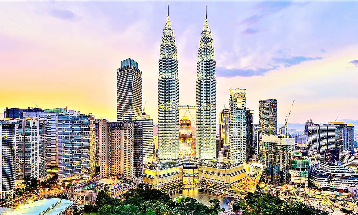 Với hệ thống khách sạn sang trọng, Malaysia thu hút khách hội họp, thương nhân.