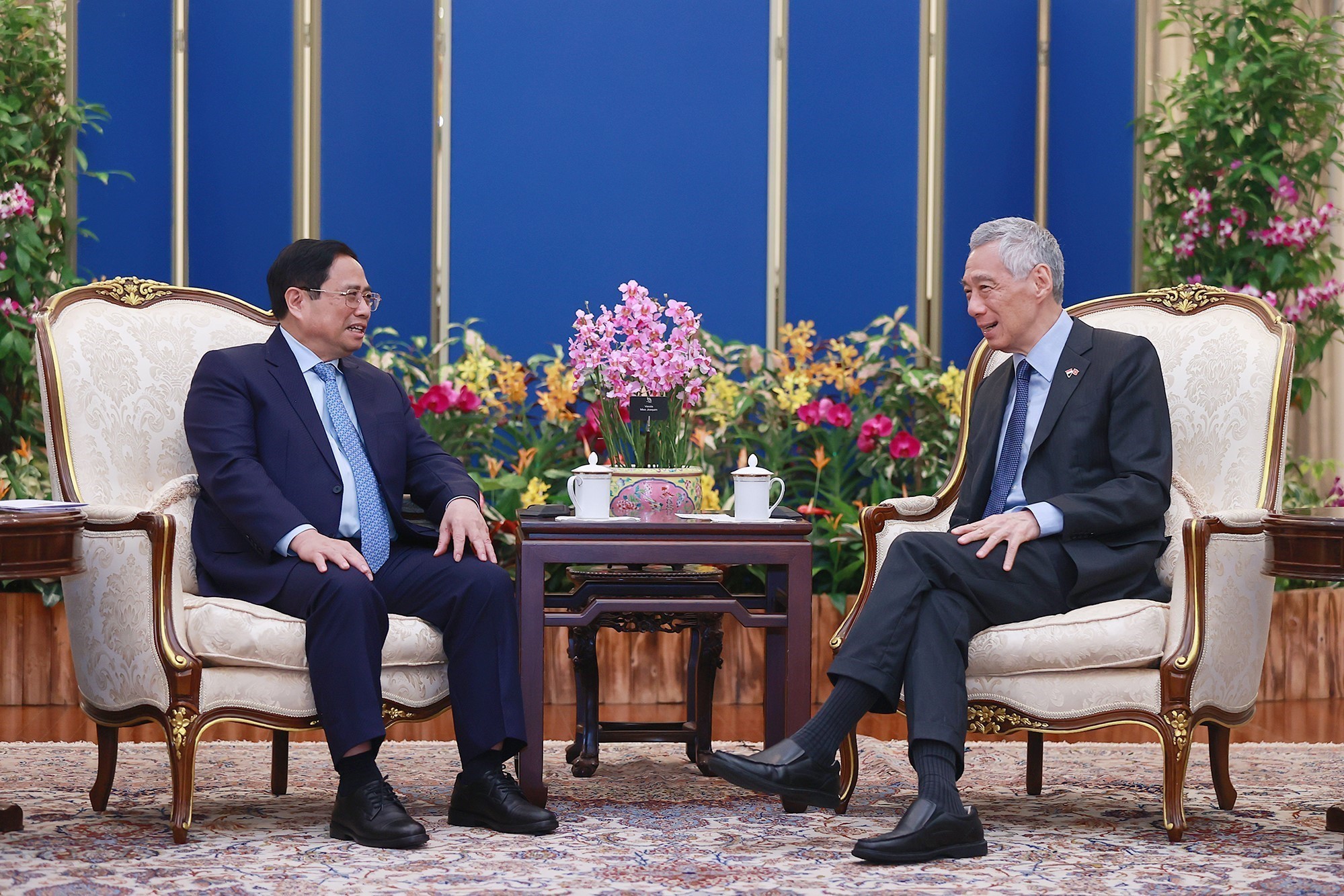 Thủ tướng Phạm Minh Chính và Thủ tướng Singapore Lý Hiển Long hội đàm. Ảnh: DƯƠNG GIANG