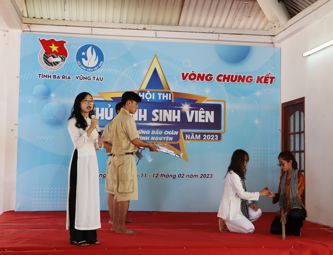 Nguyễn Thị Ngọc Thơ, SV Trường ĐH Bà Rịa-Vũng Tàu với phần thi Thủ lĩnh sinh viên.