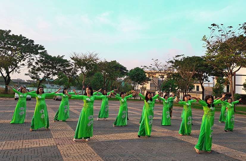 CLB dân vũ Bình Minh, TP.Bà Rịa hăng hái tập luyện mỗi ngày.