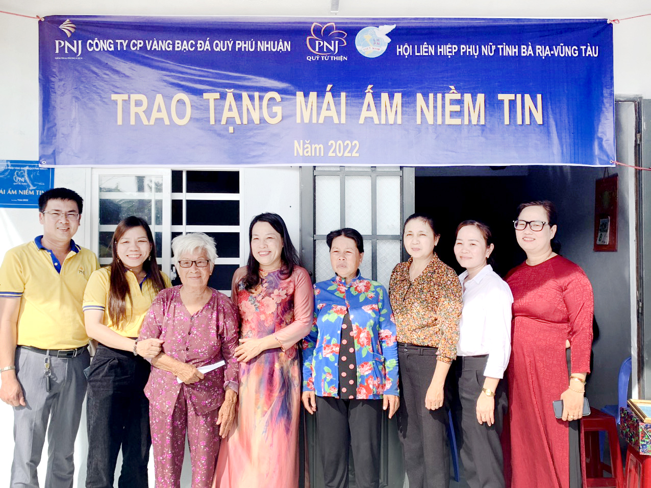 Hội LHPN tỉnh bàn giao Mái ấm niềm tin cho hội viên nghèo tại xã Tam Phước (huyện Long Điền).