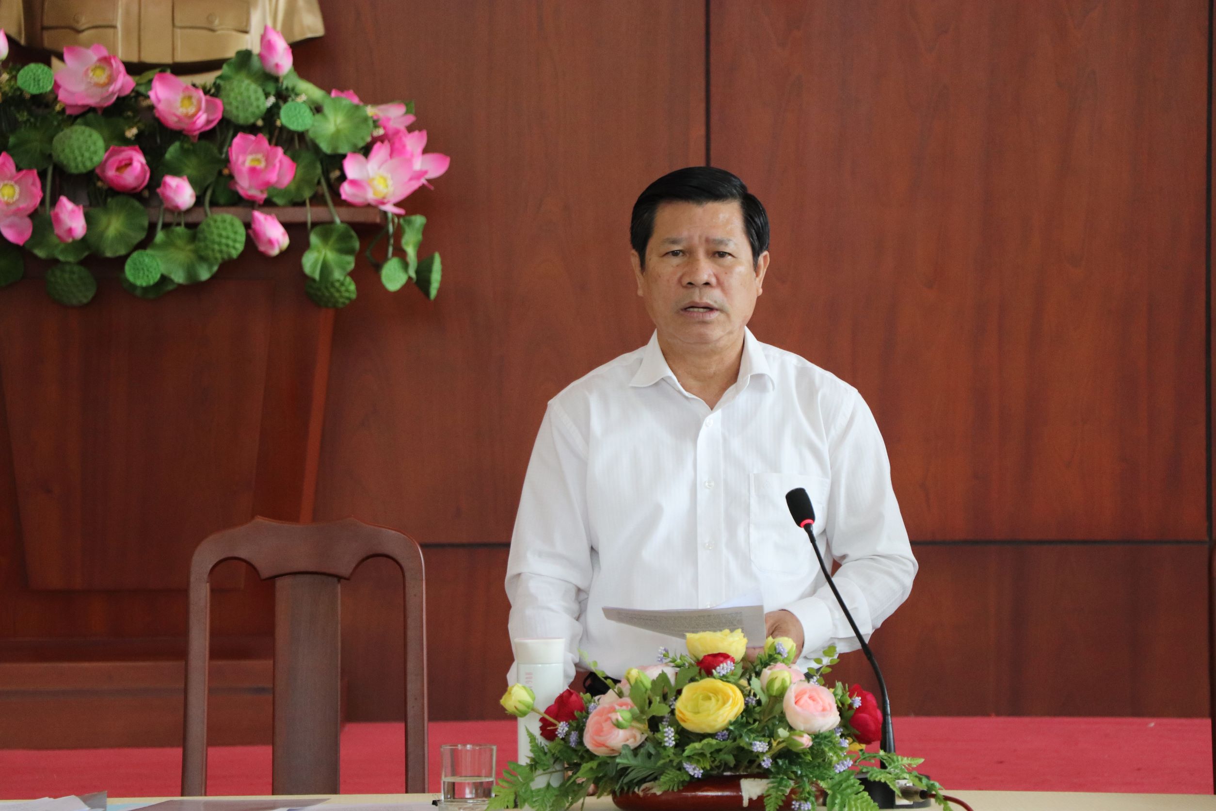 Ông Nguyễn Văn Xinh, Ủy viên Ban Thường vụ Tỉnh ủy, Trưởng Ban Tuyên giáo Tỉnh ủy phát biểu kết luận tại hội nghị.