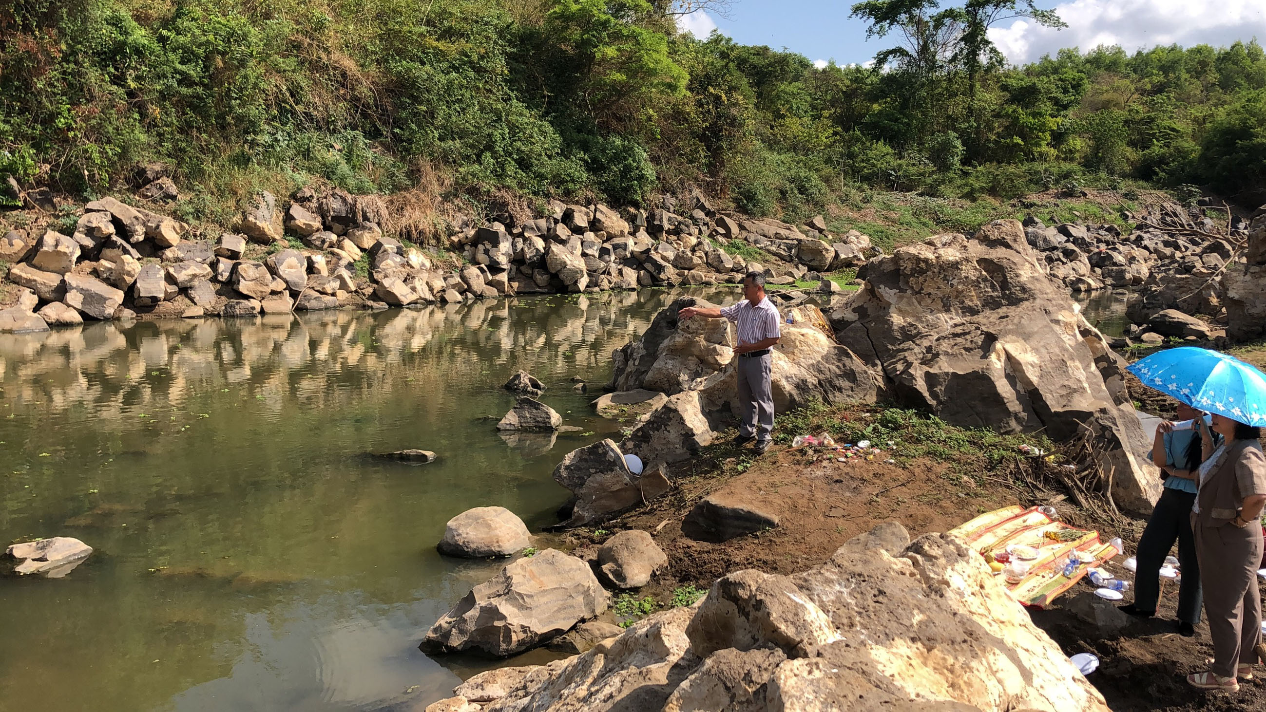 Sở LĐTB-XH cùng đoàn đến khu vực Sông Ray (xã Tân Lâm, huyện Xuyên Mộc) khảo sát điểm đen xảy ra đuối nước.