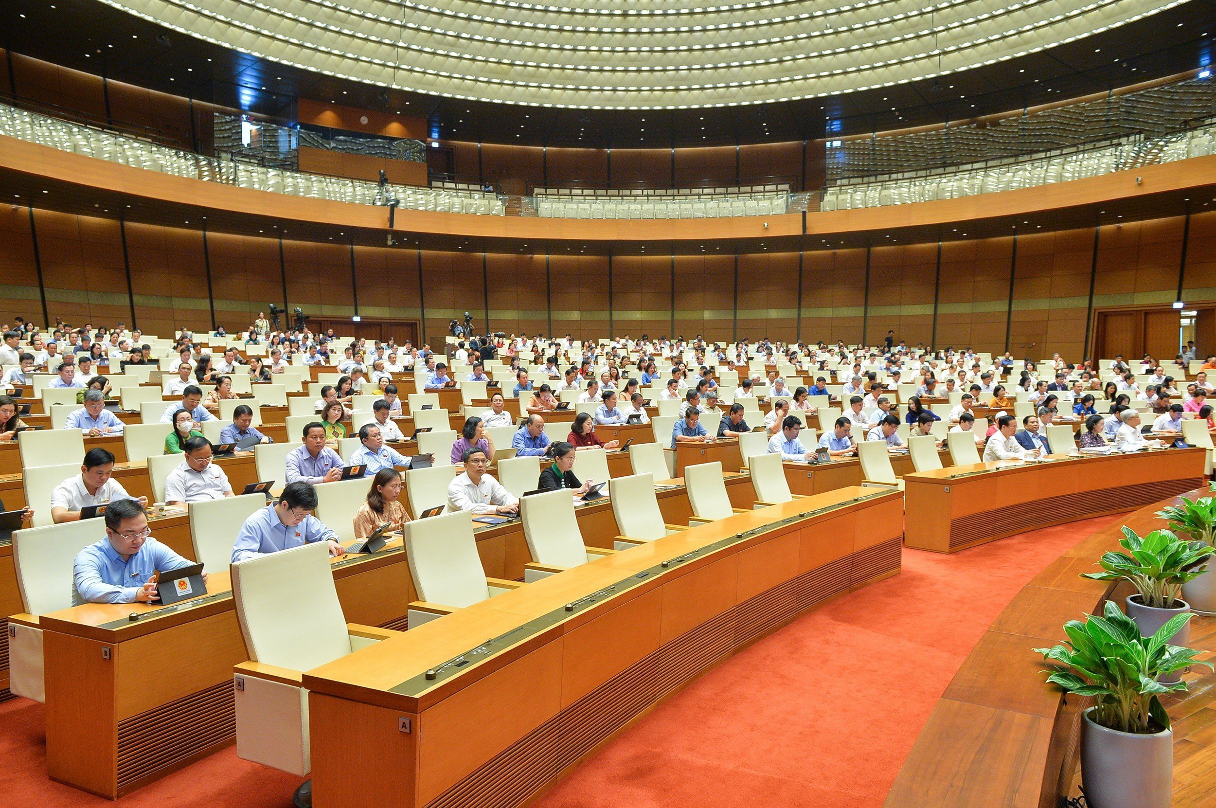 Quang cảnh phiên làm việc sáng 29/5.