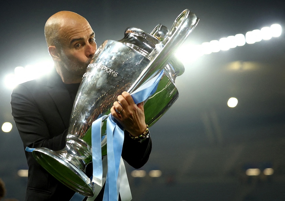 Pep Guardiola đi vào lịch sử bóng đá thế giới với chức vô địch Champions League cùng Manchester City.