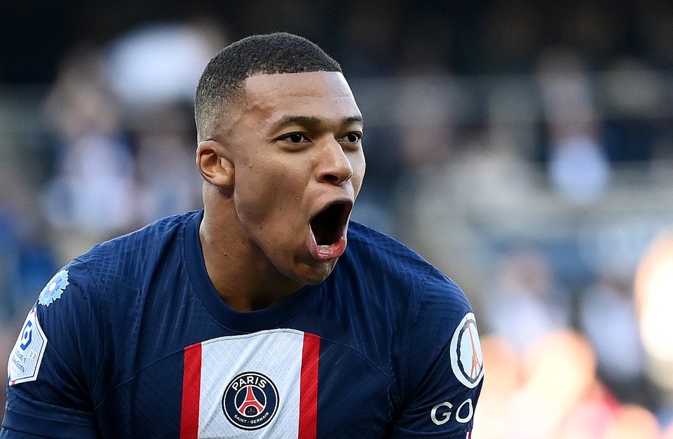 Mbappe đẩy Paris Saint-Germain vào thế khó.