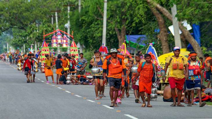 Trong dịp lễ năm nay, hàng triệu tín đồ Hindu đã, đang và sẽ đi đến những điểm hành hương như Haridwar, Gaumukh, Gangotri ở bang Uttarakhand, Sultanganj ở bang Bihar, Prayagraj, Ayodhya và Varanasi ở bang Uttar Pradesh.