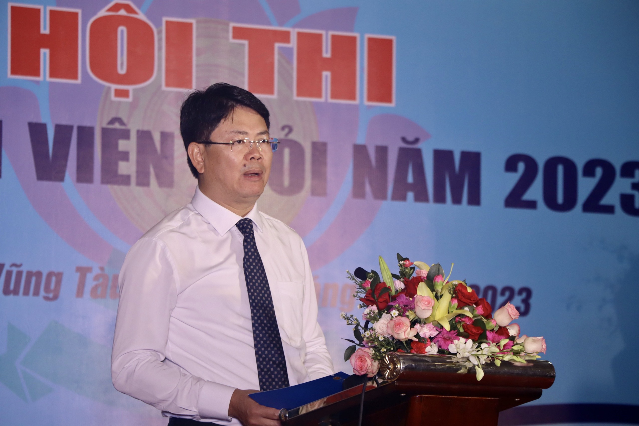 Ông Nguyễn Thanh Tịnh, Thứ trưởng Bộ Tư pháp phát biểu tại hội thi
