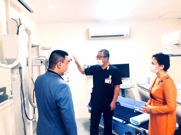 Hiệu trưởng BVU thăm Bệnh viện thuộc Hiệp hội ORIENT HUMAN DESIGN INC, nơi thực tập cho sinh viên ngành Điều dưỡng