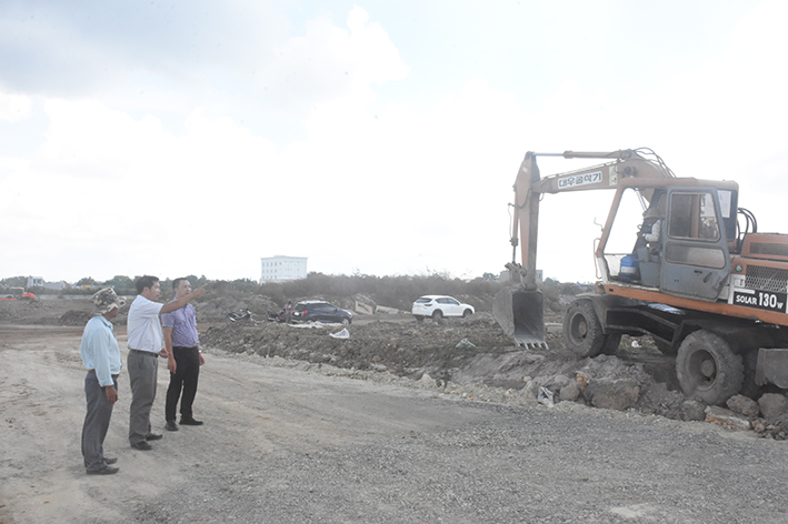 Dự án tái định cư Hòa Long đang được đầu tư xây dựng để làm nơi an cư cho người dân trên địa bàn TP.Bà Rịa có đất bị thu hồi để phục vụ các dự án phát triển kinh tế, chỉnh trang đô thị.