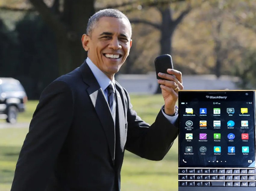 Tổng thống Obama với chiếc BlackBerry khi nó vừa xuất hiện trên thị trường (Ảnh nhỏ: BlackBerry đời sau cùng).