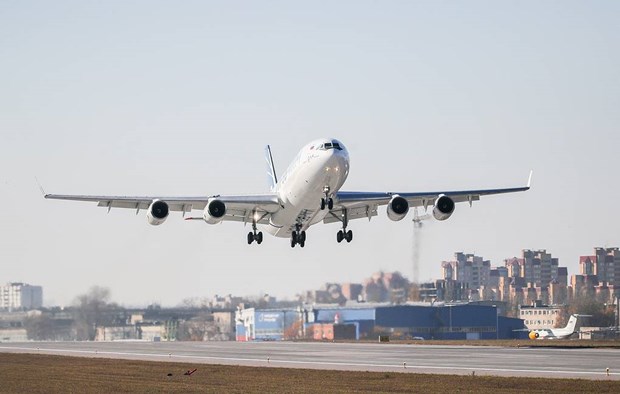 Chuyến bay đầu tiên thành công của máy bay IL-96-400M là minh chứng cho trình độ của các công ty chế tạo máy bay trong nước.