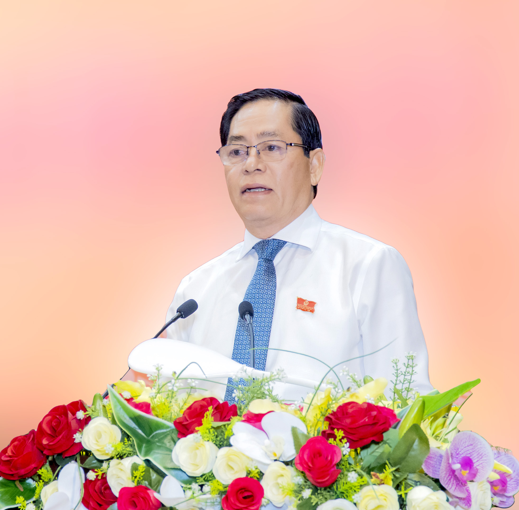 Ông Phạm Viết Thanh, Ủy viên Trung ương Đảng, Bí thư Tỉnh ủy, Chủ tịch HĐND tỉnh phát biểu bế mạc kỳ họp.