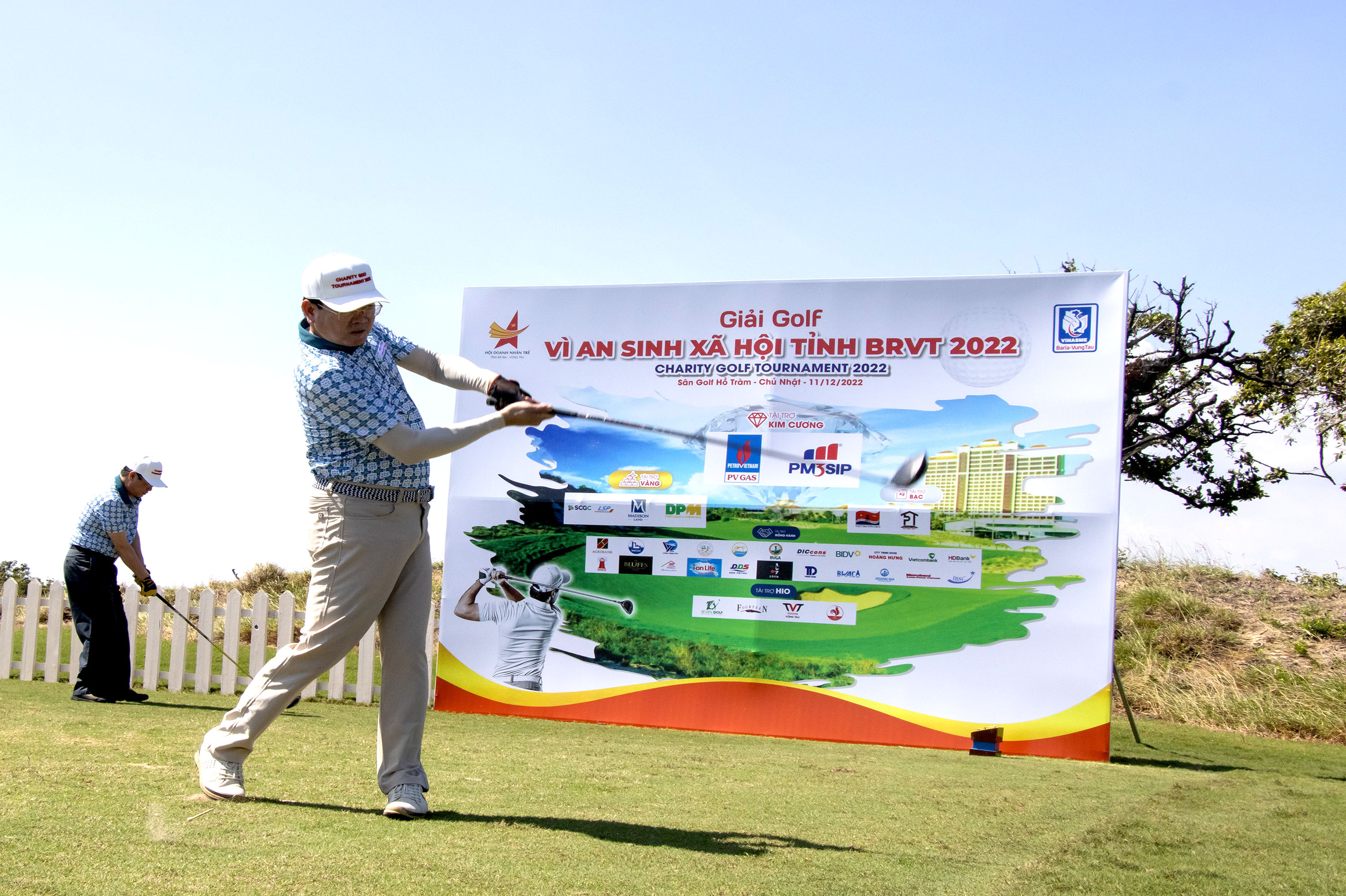 Giải Golf an sinh xã hội tỉnh lần thứ II 2023, diễn ra và ngày 17/12 với sự đồng hành, chung tay của nhiều tổ chức, DN, doanh nhân trên địa bàn tỉnh.