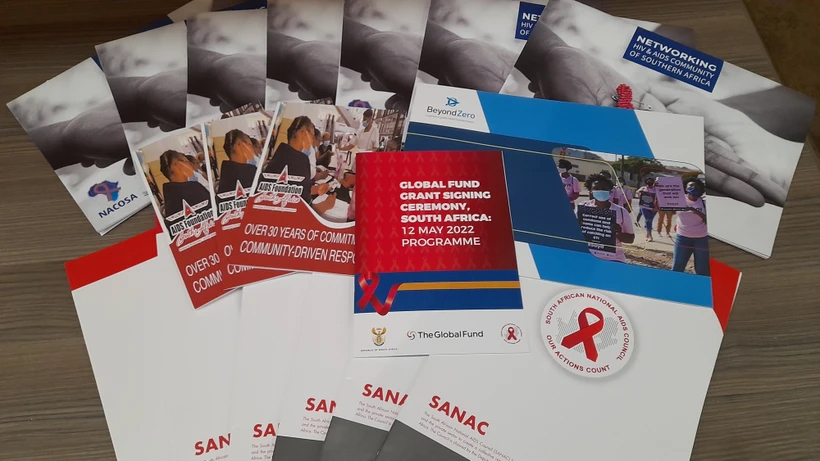 Tờ rơi tuyên truyền phòng, chống HIV/AIDS tại Nam Phi.