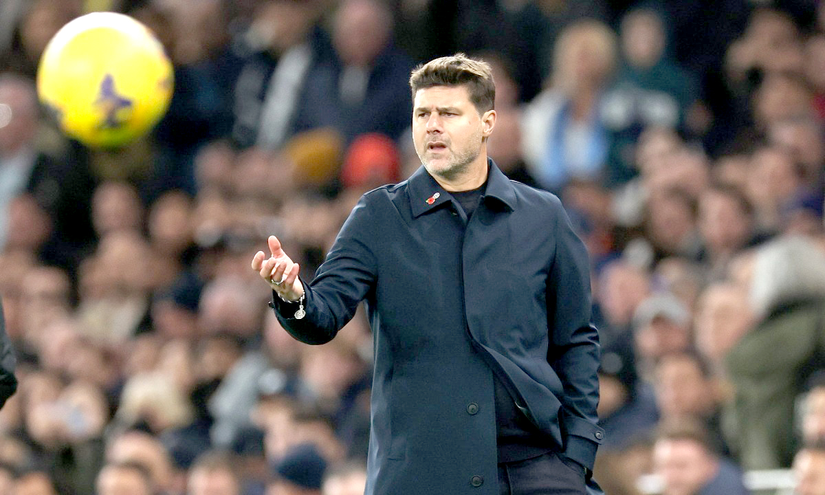 HLV Pochettino chưa hài lòng với nhân sự hiện tại.